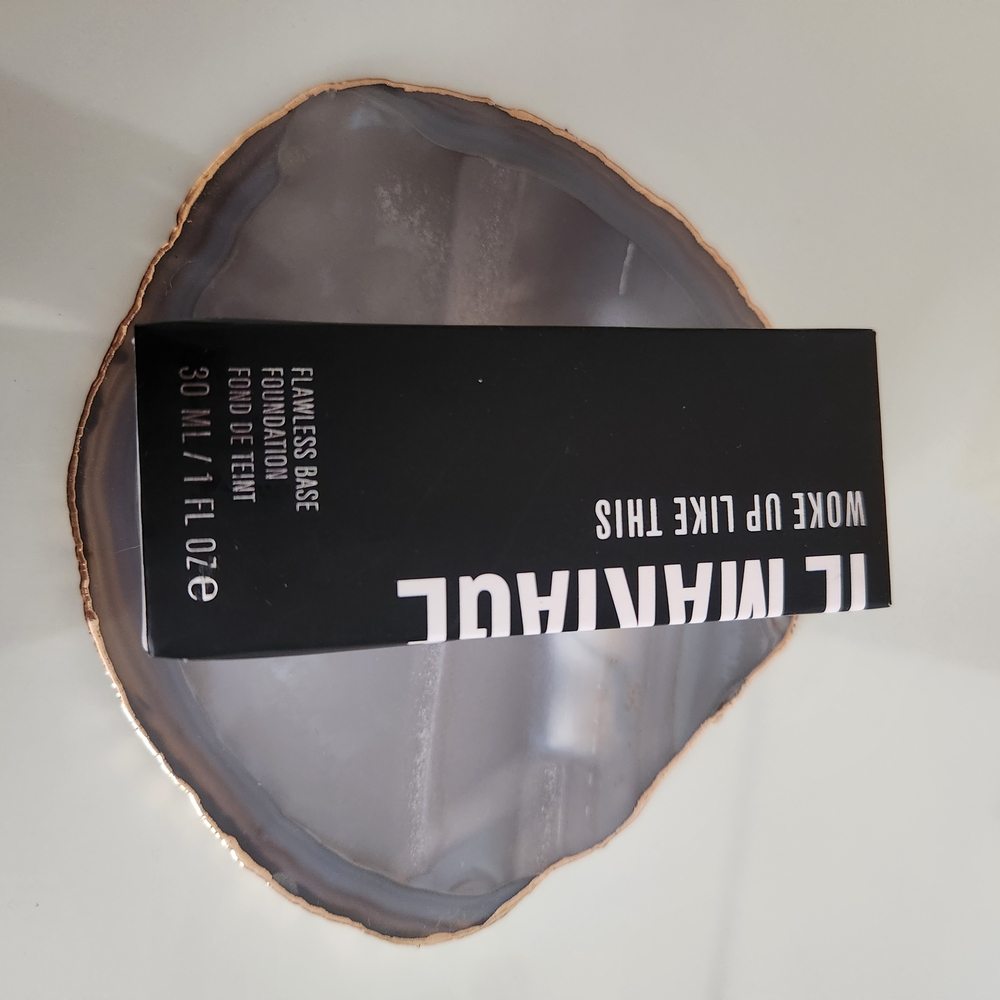 IL MAKIAGE ‘Woke Up Like This’ Foundation Shade 105 Full Coverage Viral Makeup